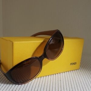 Fendi Brown Oval Sunglasses Timeless Design